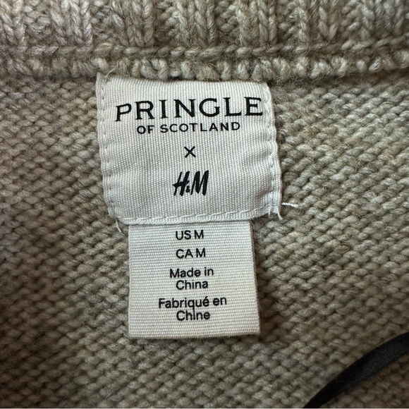 Pringle of Scotland x H&M Women’s Argyle Sweater. Size Medium - Picture 6 of 8